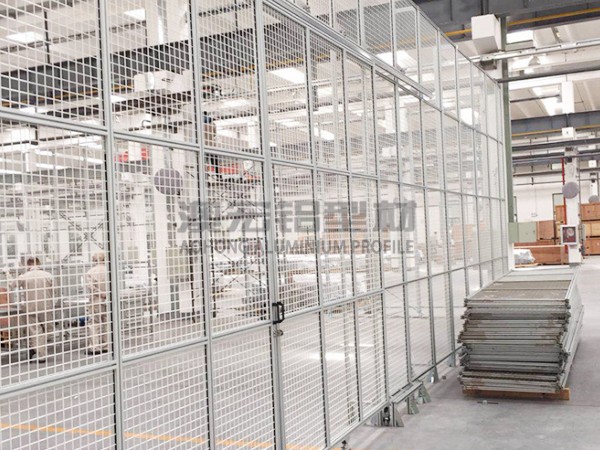 5 鋁型材圍欄